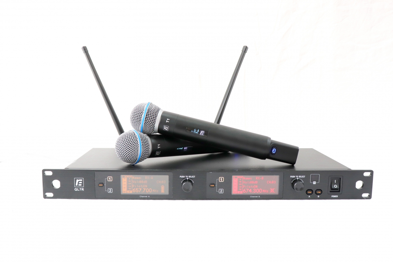 RFIntell QL7R/T1-A 651,800-683,400 МГц 2-канальная радиосистема с 2-мя ручными микрофонами в Чайковском